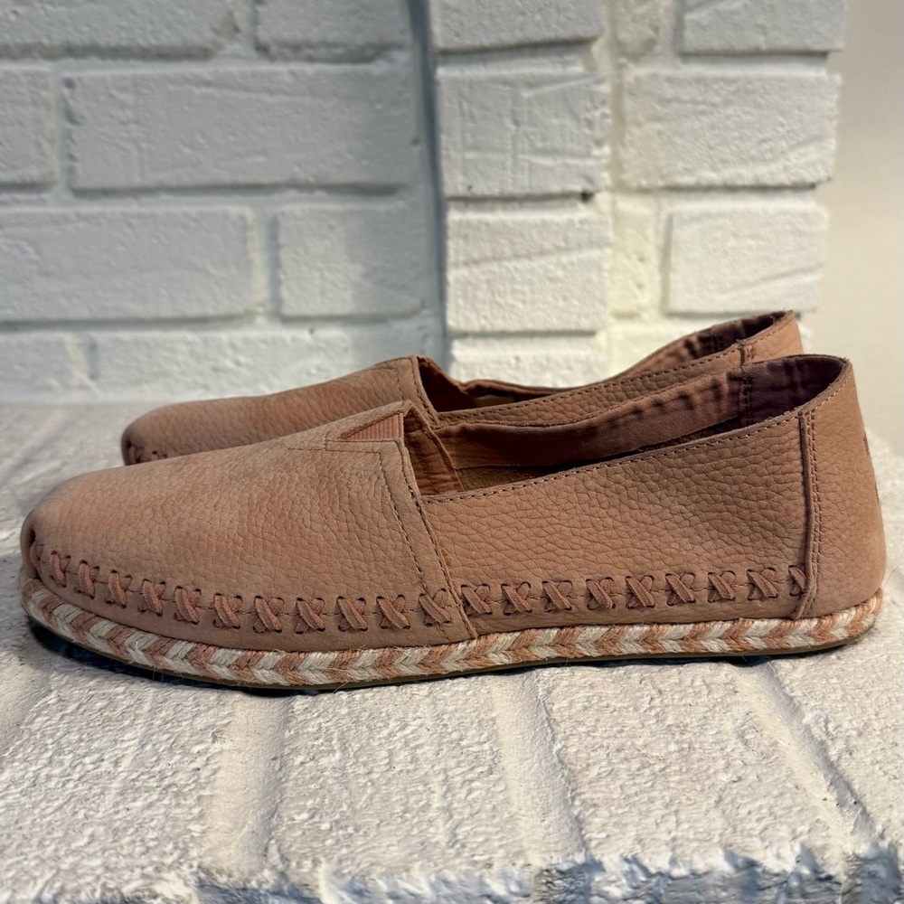 NWOT TOMS Alpargata Plus - Picture 2 of 9